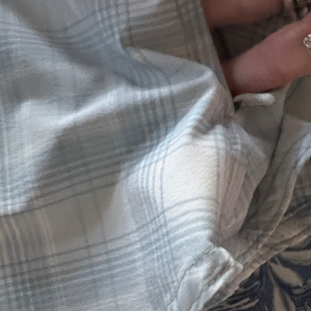 Orvis Pro Womens Blue Plaid Snap Down Shirt with Zippered Side Pockets Size L - Picture 6 of 13